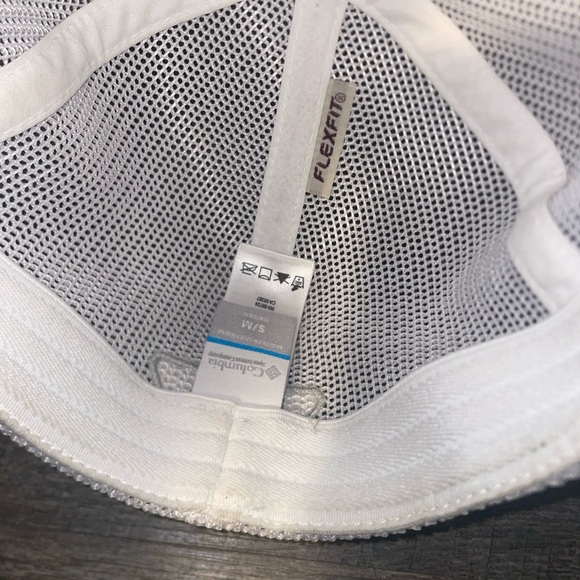 Columbia Sportswear PFG Chrome Logo Cap Adult  S/M Small/Medium Flex Fit Hat - Picture 8 of 8